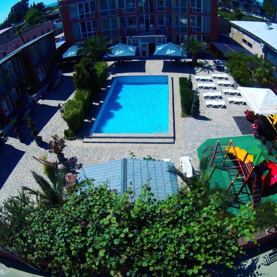 Hotel Buta Μπατούμι Εξωτερικό φωτογραφία
