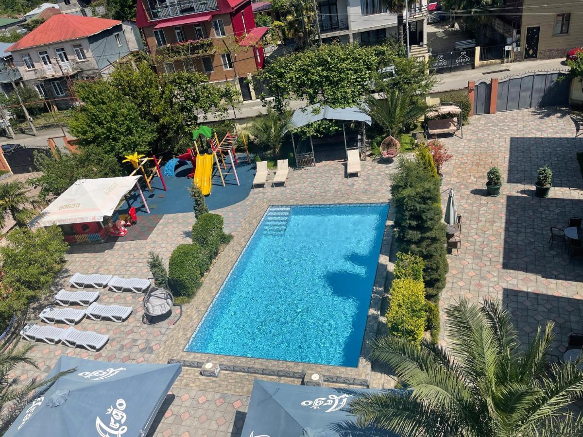 Hotel Buta Μπατούμι Εξωτερικό φωτογραφία