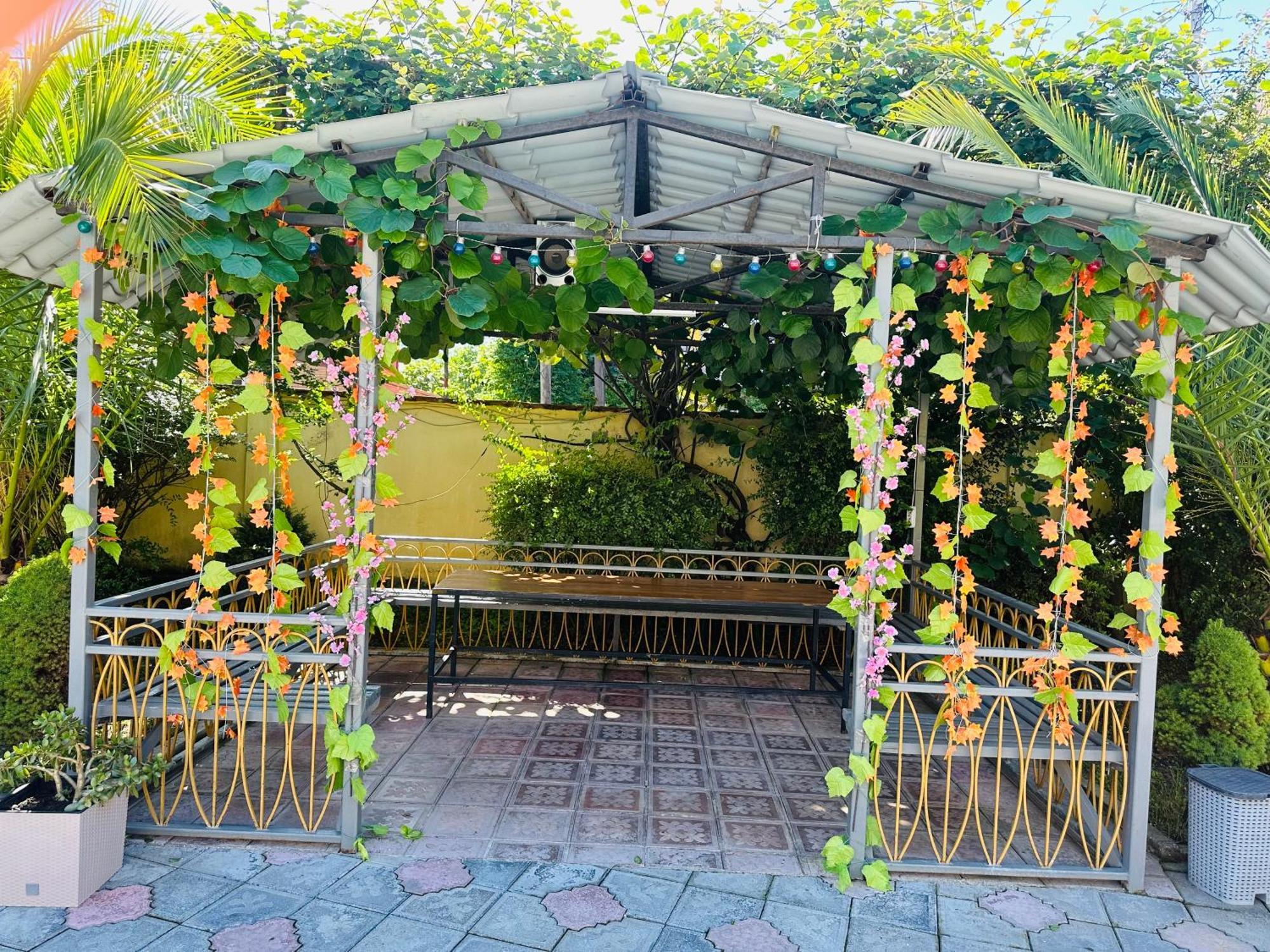 Hotel Buta Μπατούμι Εξωτερικό φωτογραφία